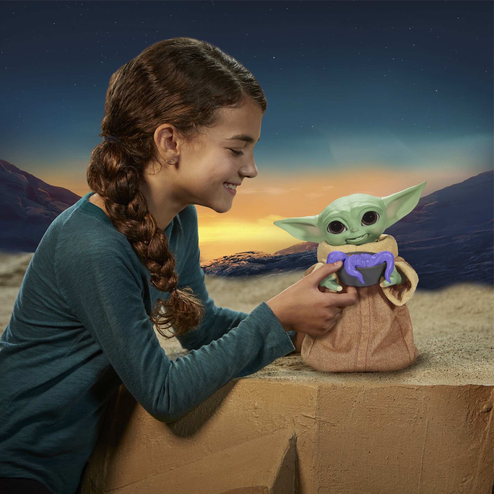Hasbro Spielfigur Star Wars Galactic Snackin’ Grogu