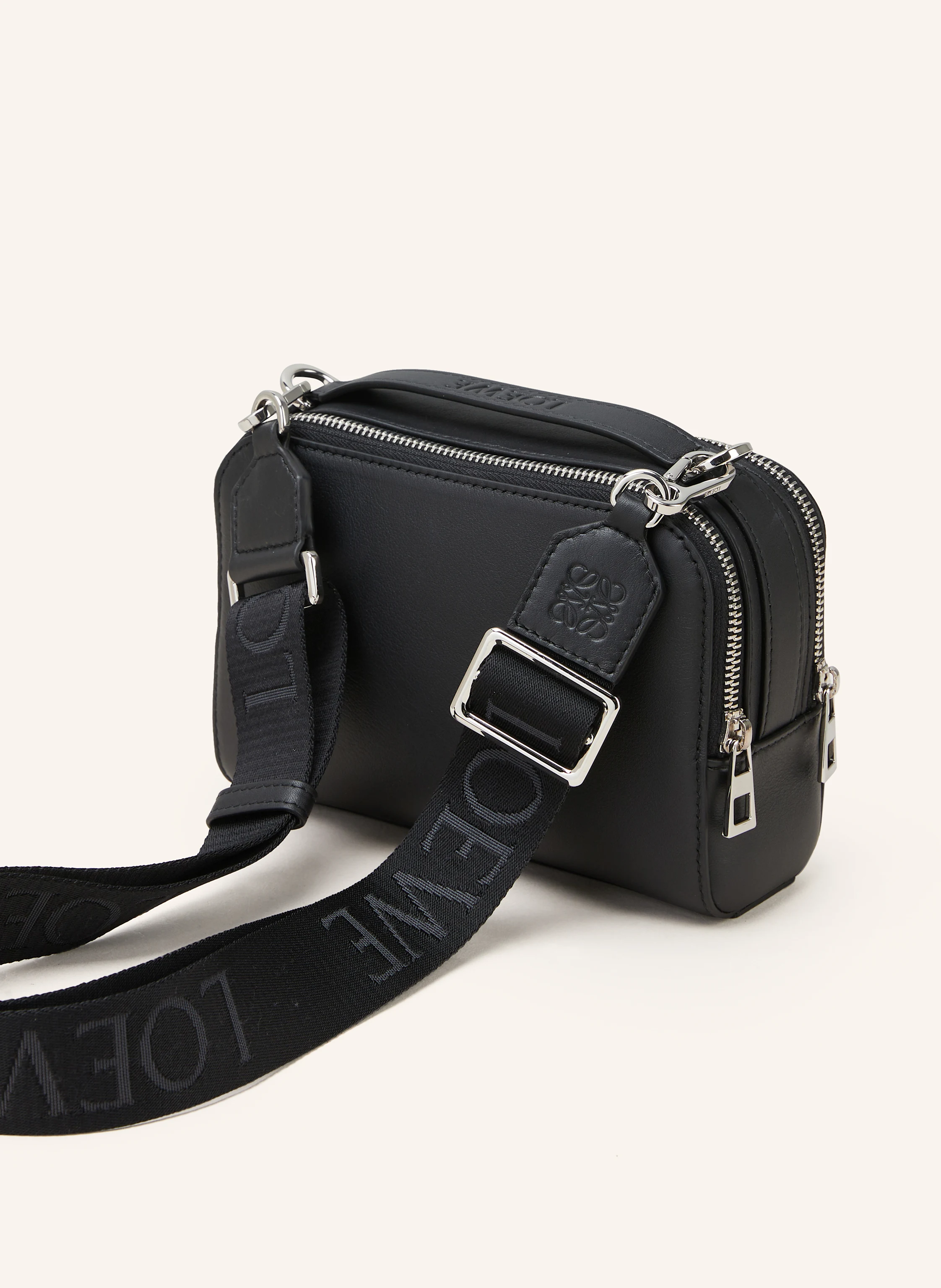 LOEWE Umhängetasche NEW MINI CAMERA