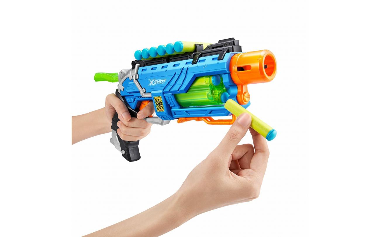 X-shot Dino Attack Dino Striker met 16 darts