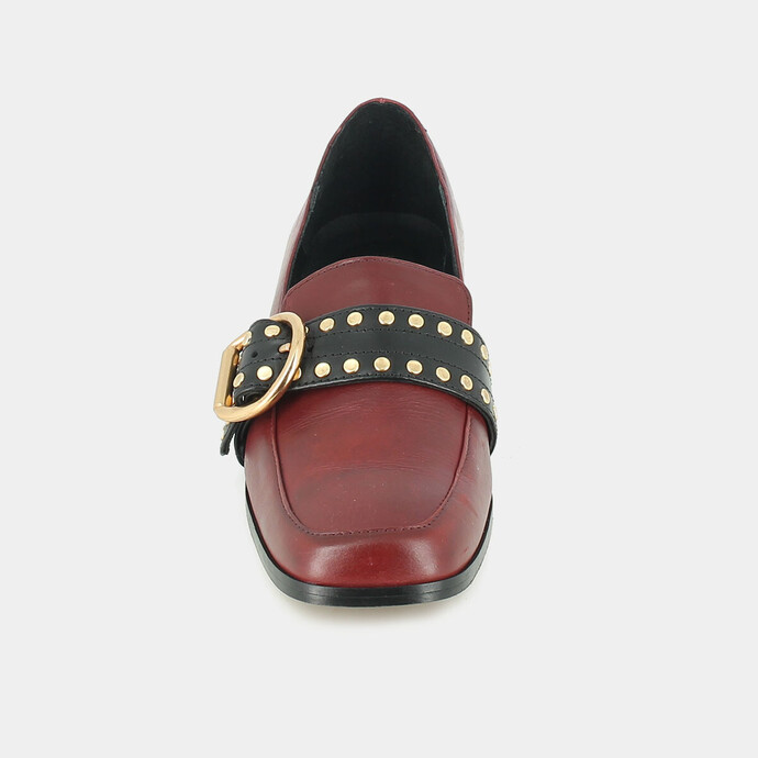Mocassins à petit talon  en cuir rouge
