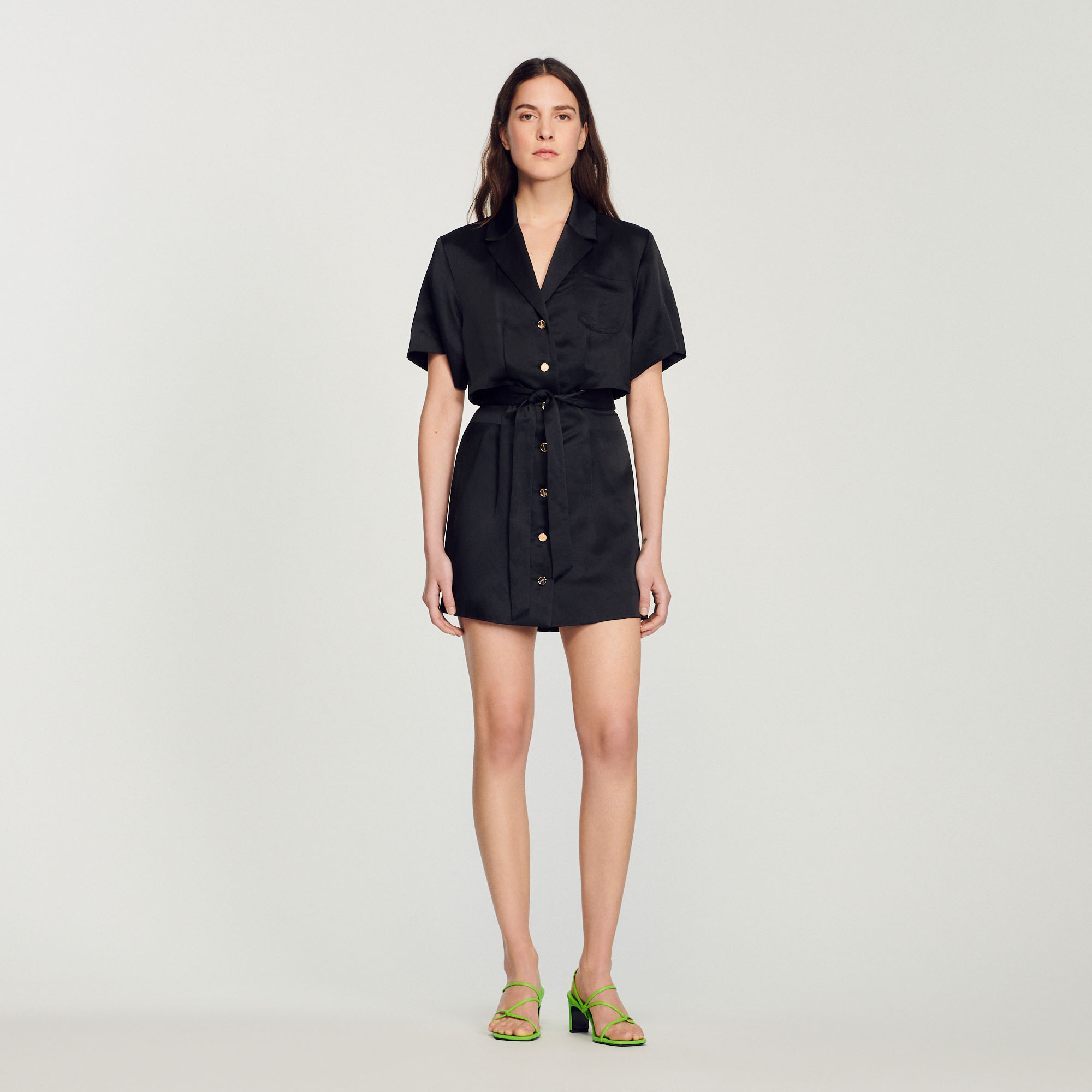 Robe courte ajouree