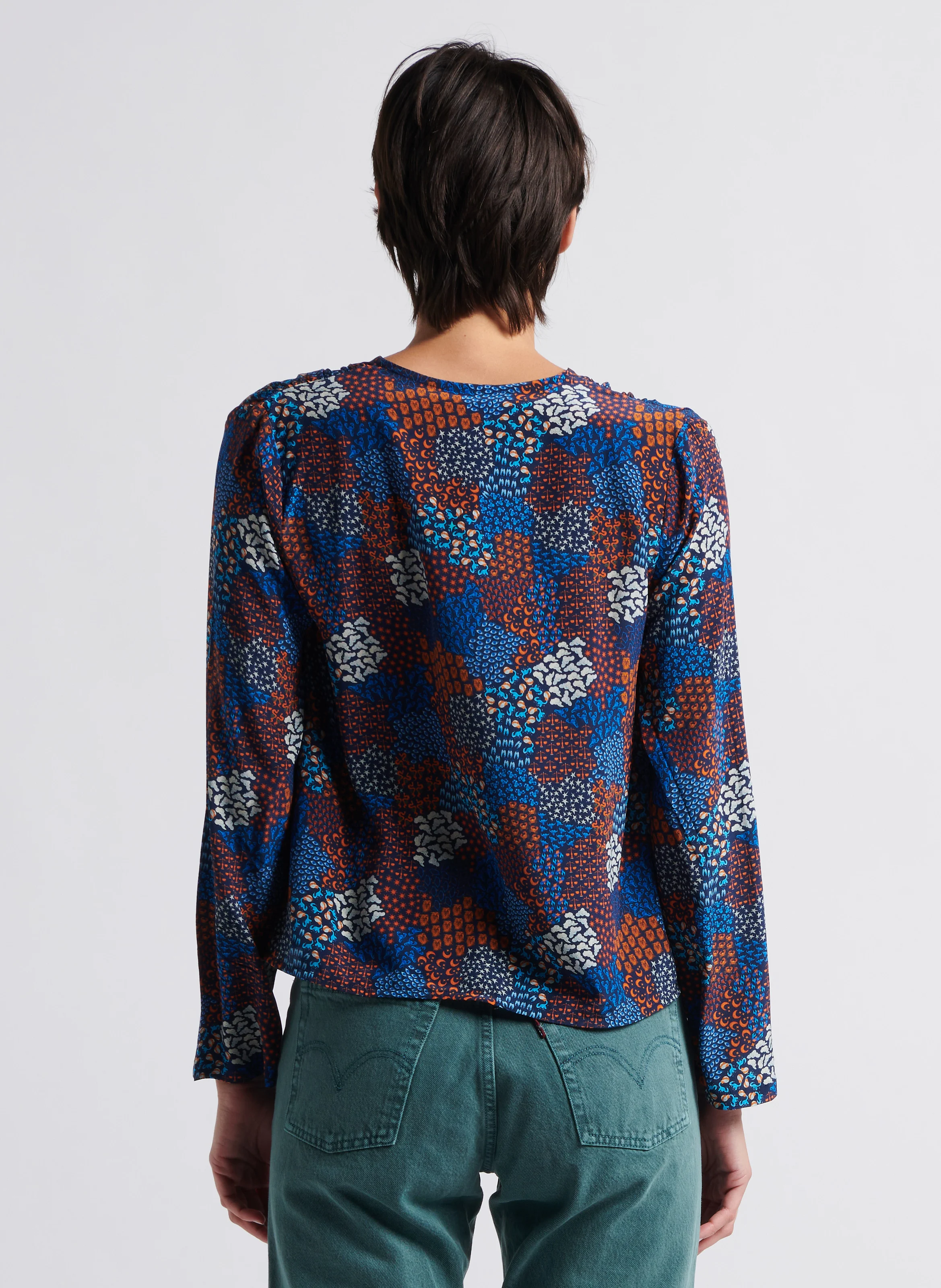 ENVOUTANTE - Blouse col V en soie | Bleu