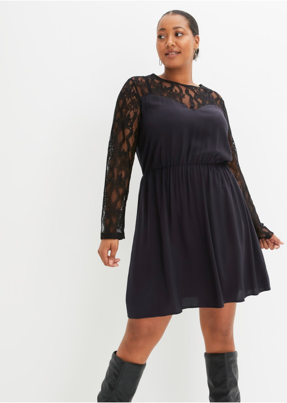 Robe à dentelle