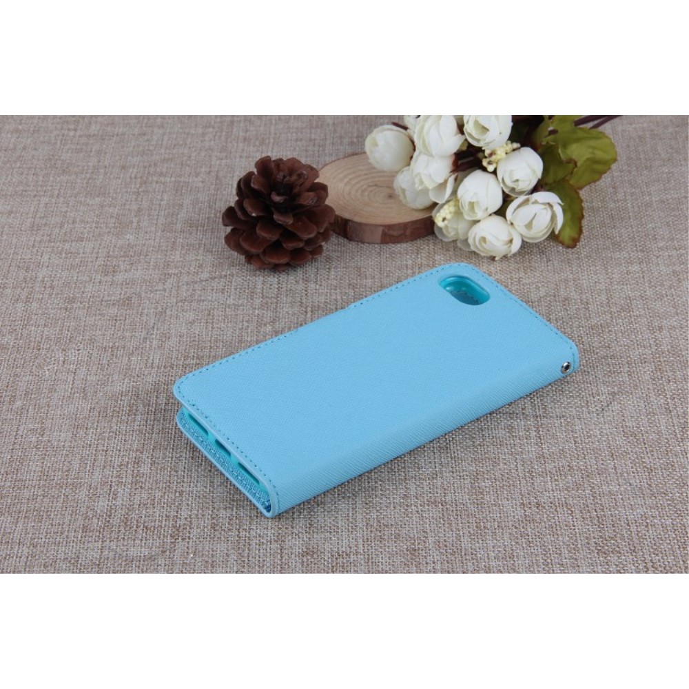 iPhone SE (2022/2020) / 8 / 7 Leder Tasche mit Kartenfächer   Magnetische Schutzhülle - Hellblau