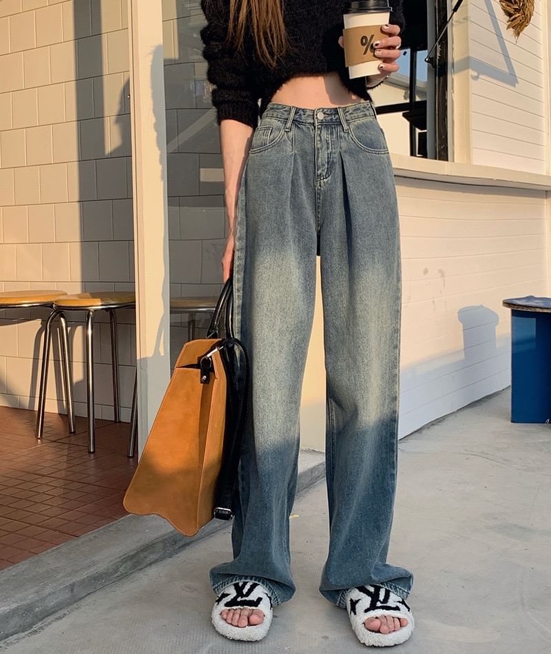 Hevnir - High-Waist Washed Baggy Jeans