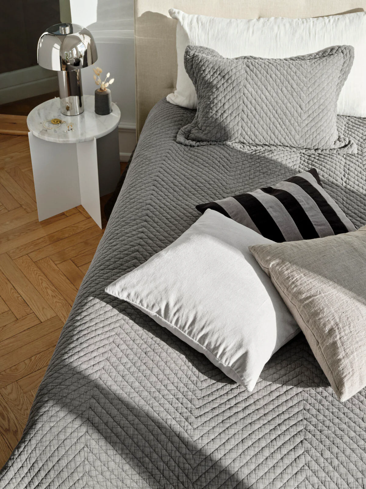 Cozy Living  Cotton sengetæppe, Granit - 280 x 260 cm.