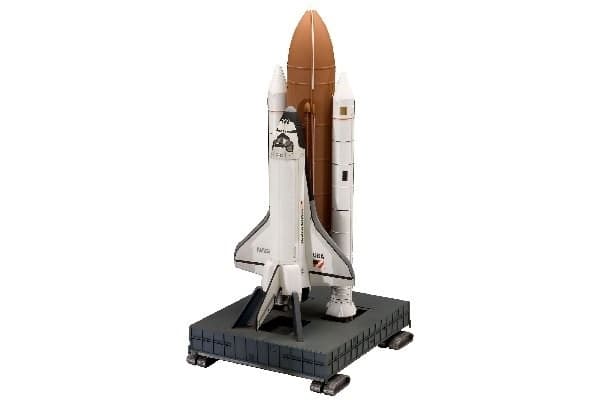 Revell Romfergen Discovery &Booster