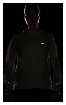 Veste coupe-vent Nike Swift Beige Femme