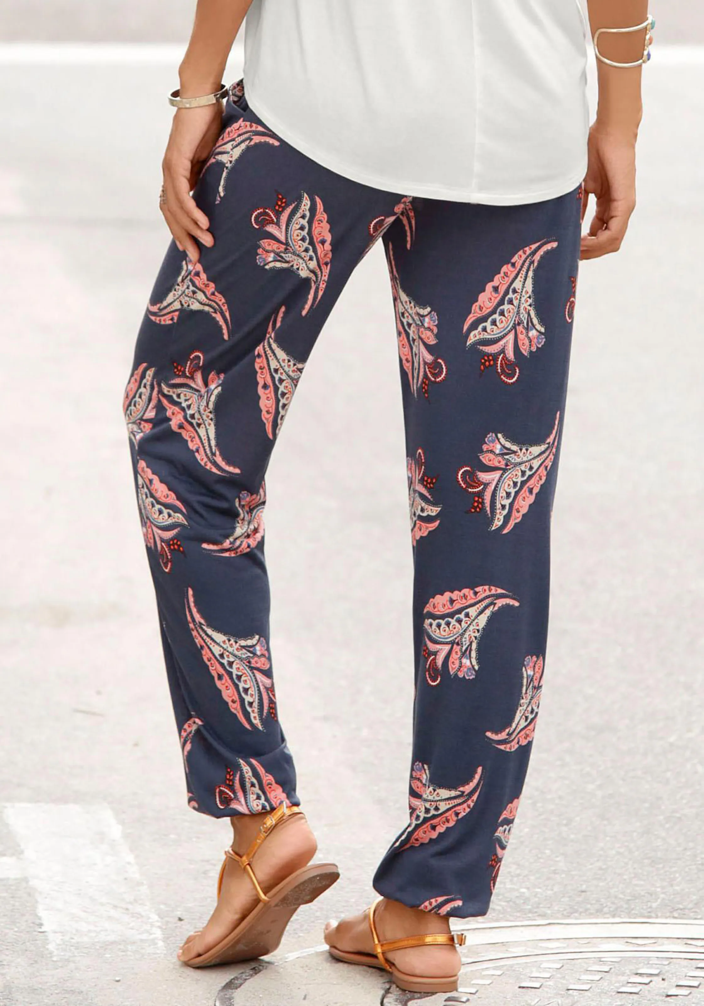 LASCANA Strandhose in marine-rosé-bedruckt