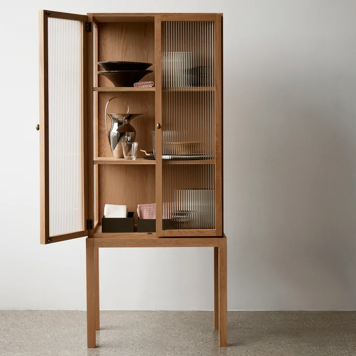 Audo - Curiosity Vitrine H 168 cm, Eiche natur