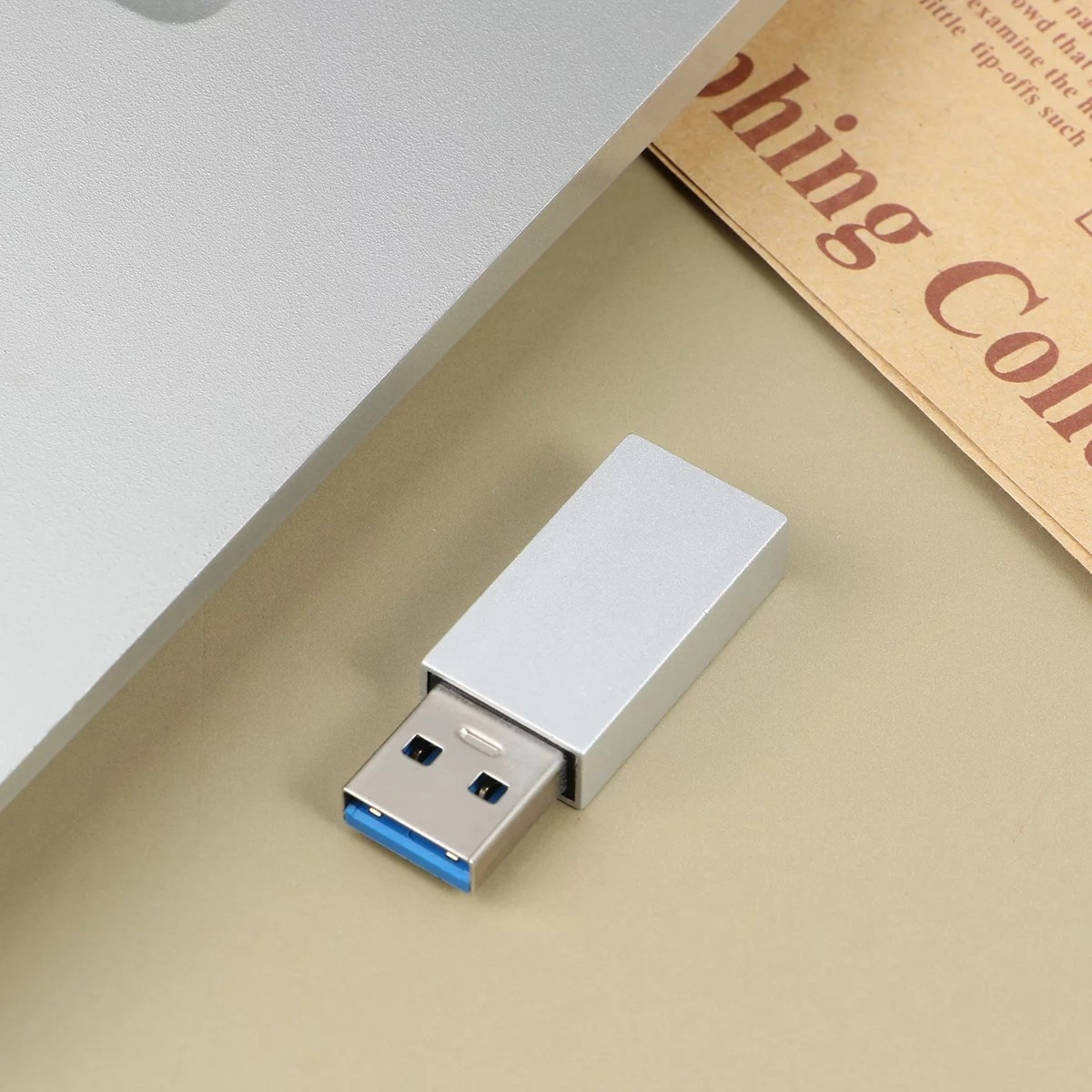 USB A auf USB A Ladeadapter Daten-Blocker für Handy / MacBook Pro / Laptop - Silber