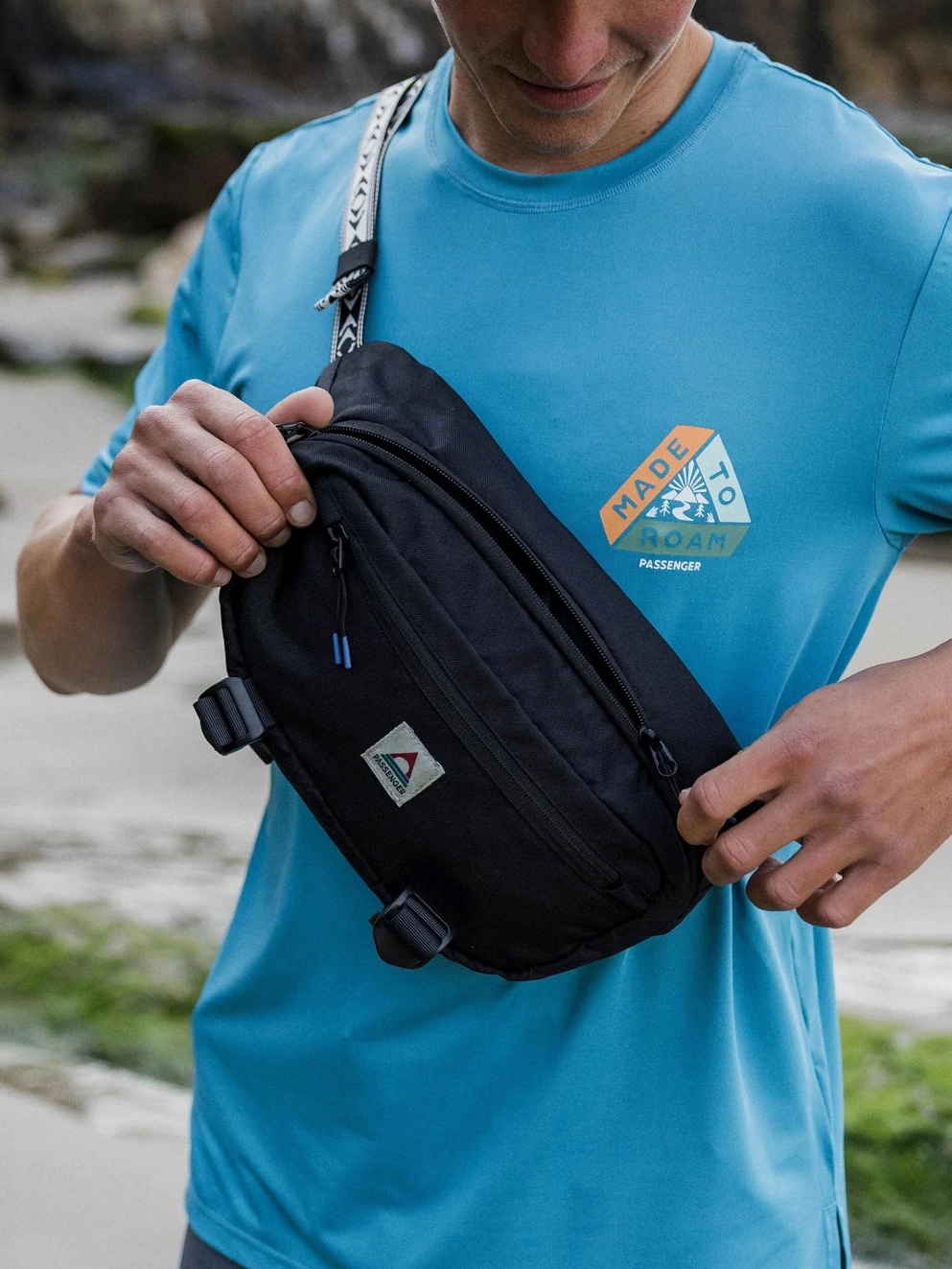 Passenger Boondocker Recycled Hip Bag black