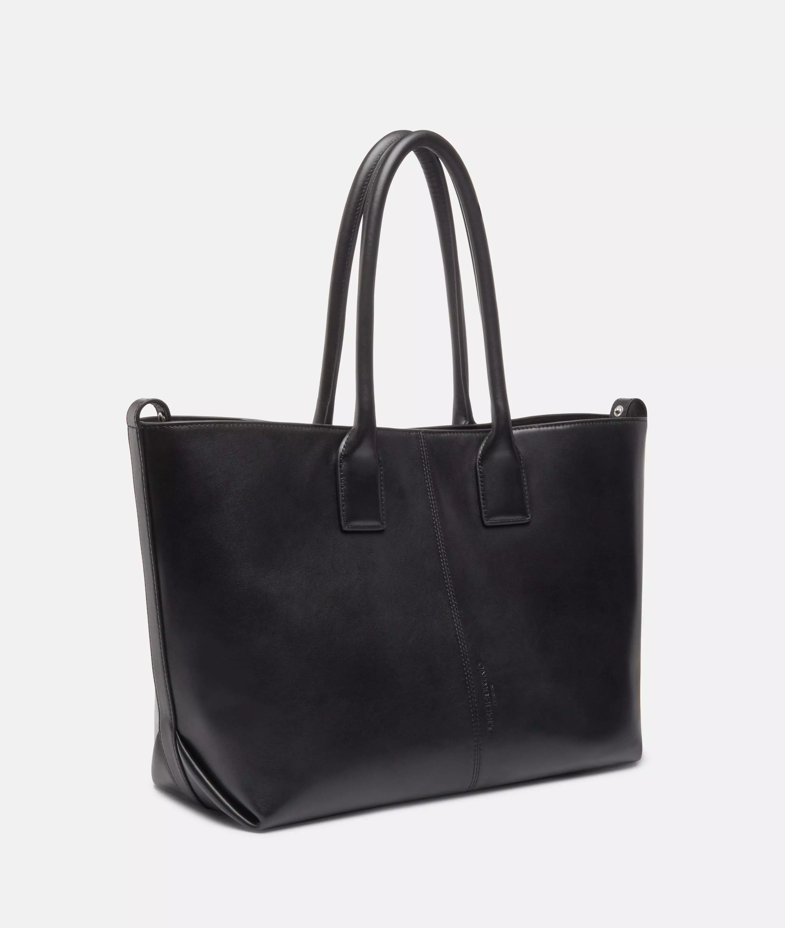 Chelsea Shopper M Spacious shopper made from soft nappa leather