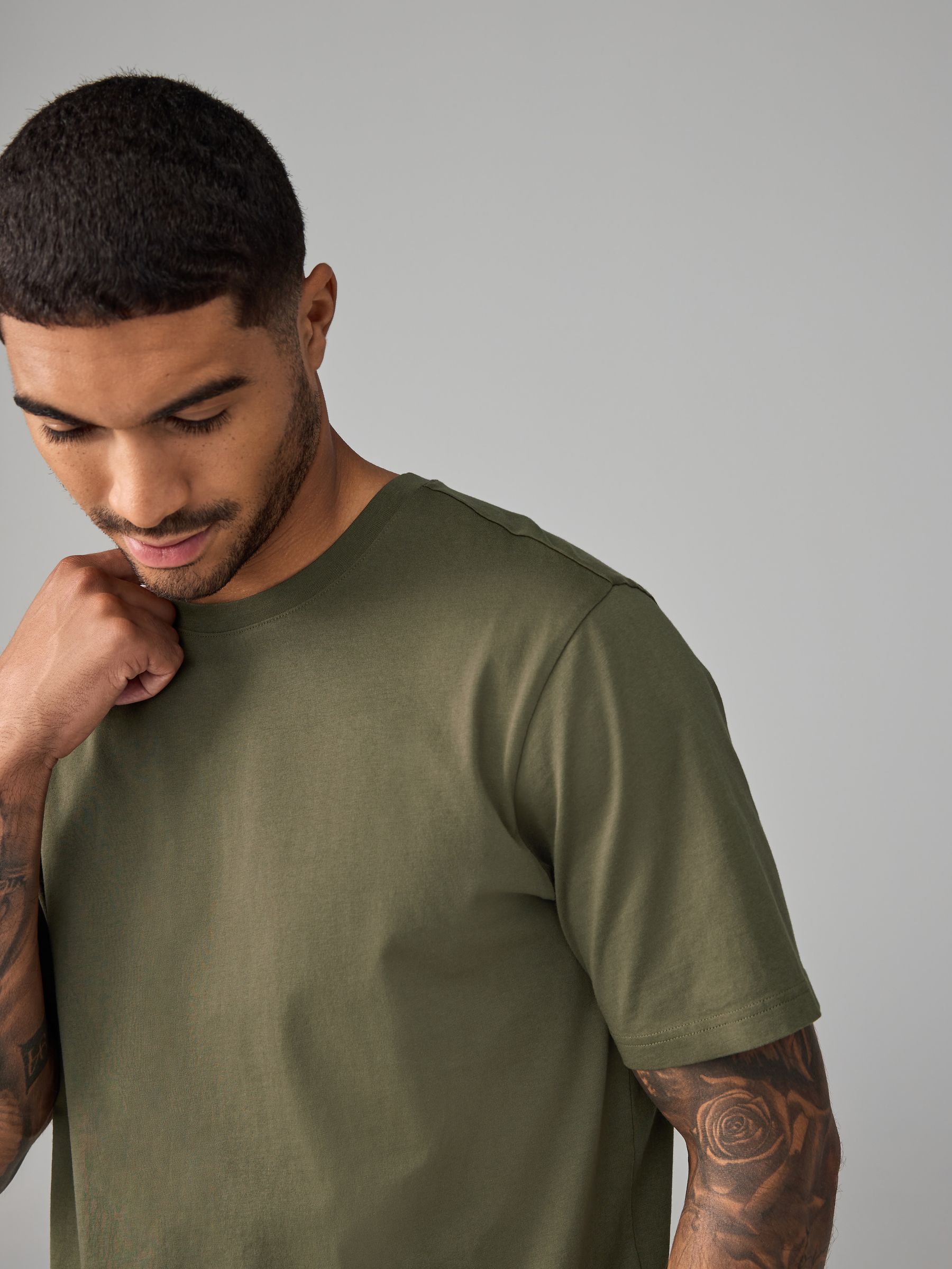 Groen-kaki - Normale Pasvorm - Essentieel katoenen T-shirt met ronde hals