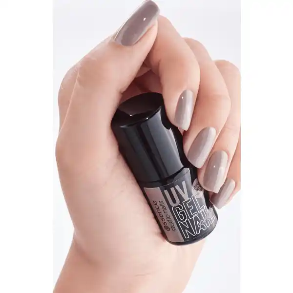 studio nails UV GEL NAIL polish 108 Sunday morning
