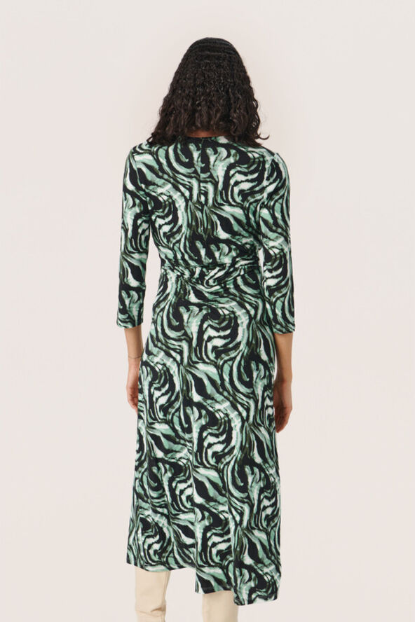 Soaked in Luxury SLHanadi Printed V-Neck Dress Kombu green swirl