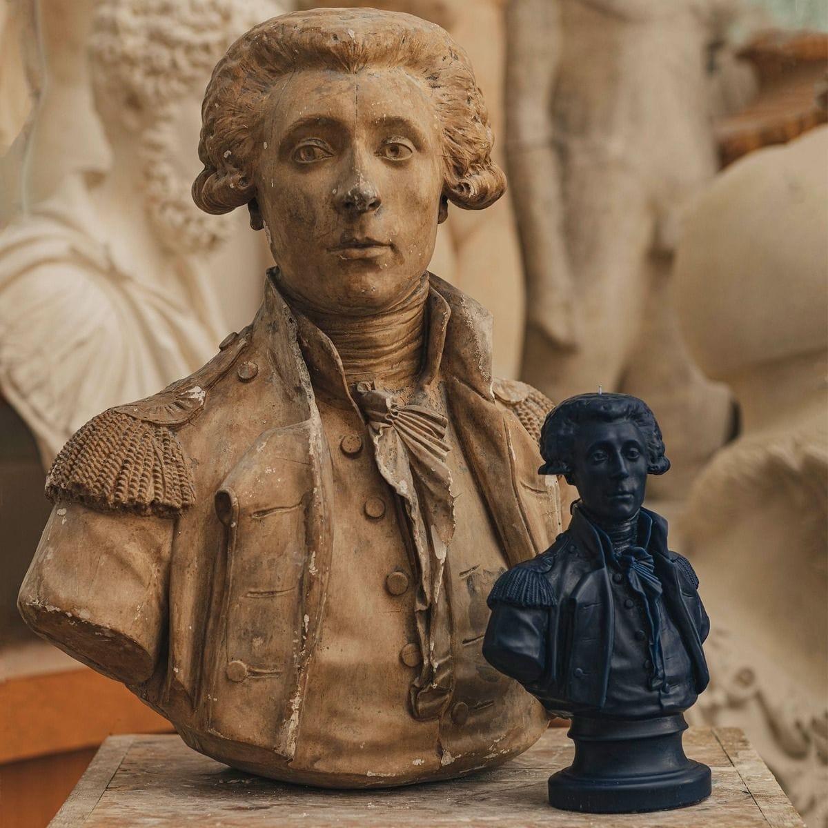 Trudon Buste Lafayette Bleu Marine Buste de Cire