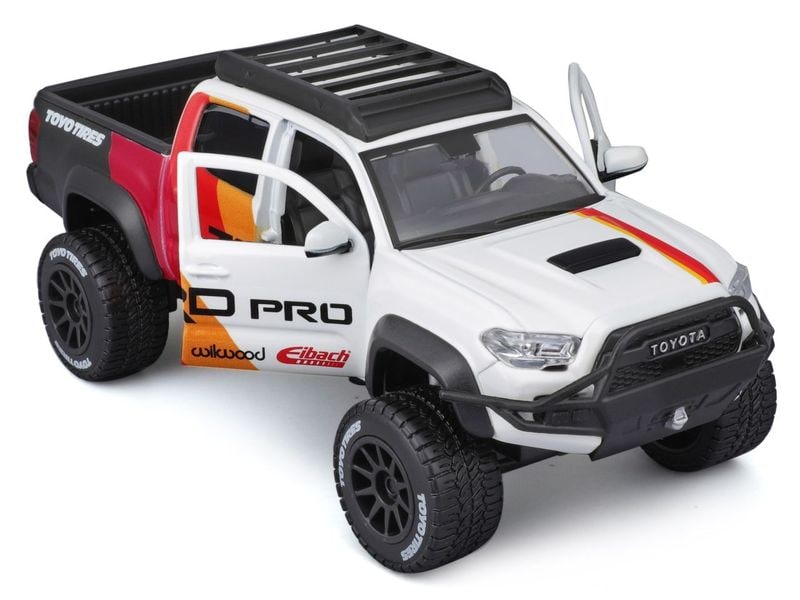 Maisto Pick-up Toyota Tacoma TRD Pro 2023 1:24, Weiss Sammlermodell im Massstab 1:24