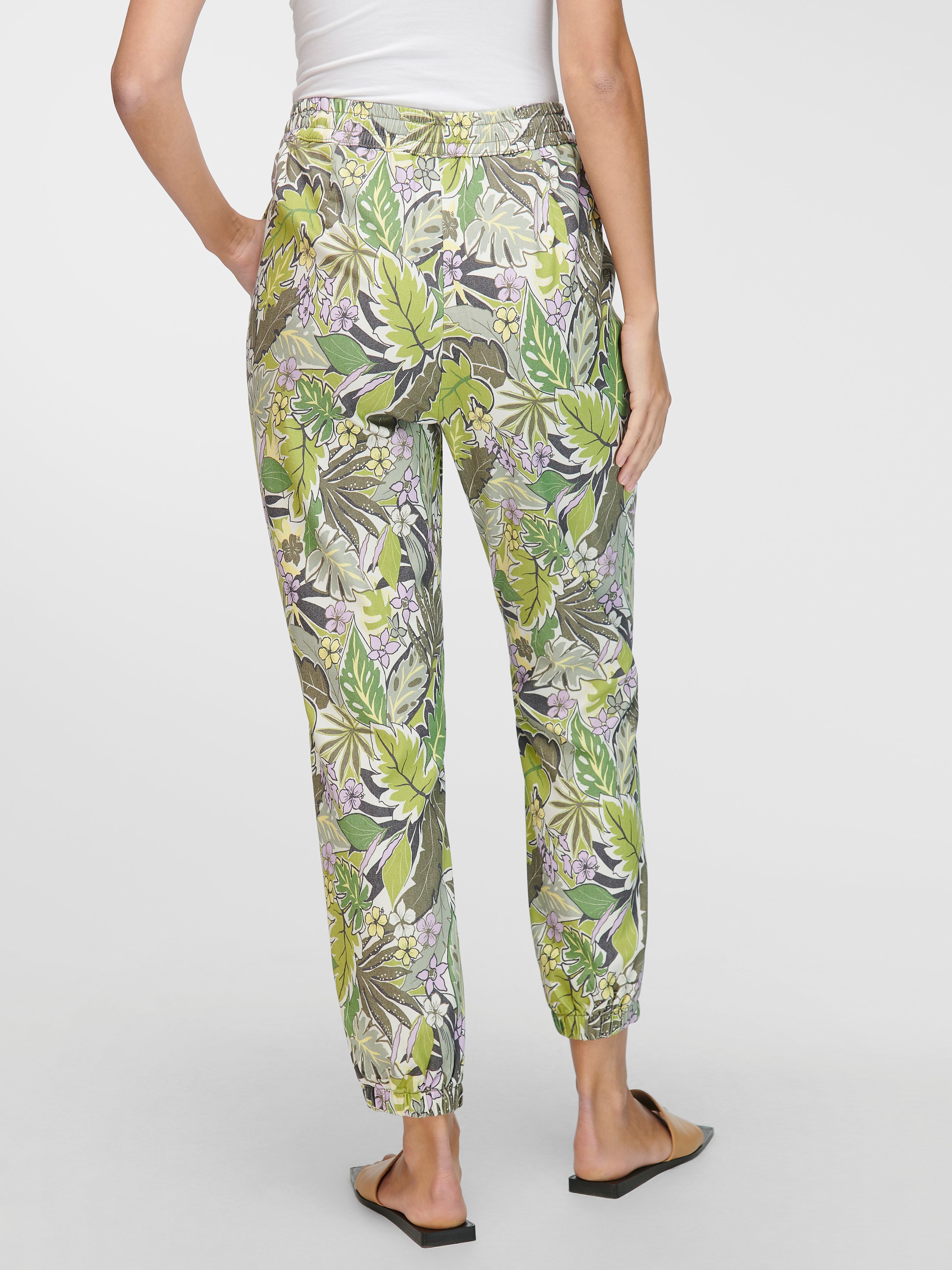 Knöchellange Jogg-Pants Modell Jil