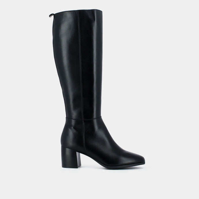 Bottes hautes à talons  en cuir noir
