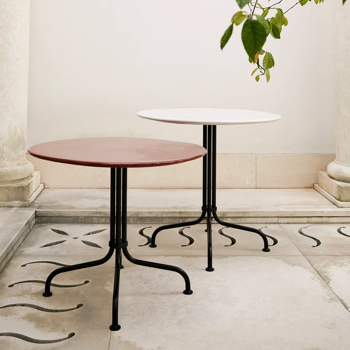 Gubi - Carmel Bistroesstisch, 75 x 75 cm, schwarz / clam white
