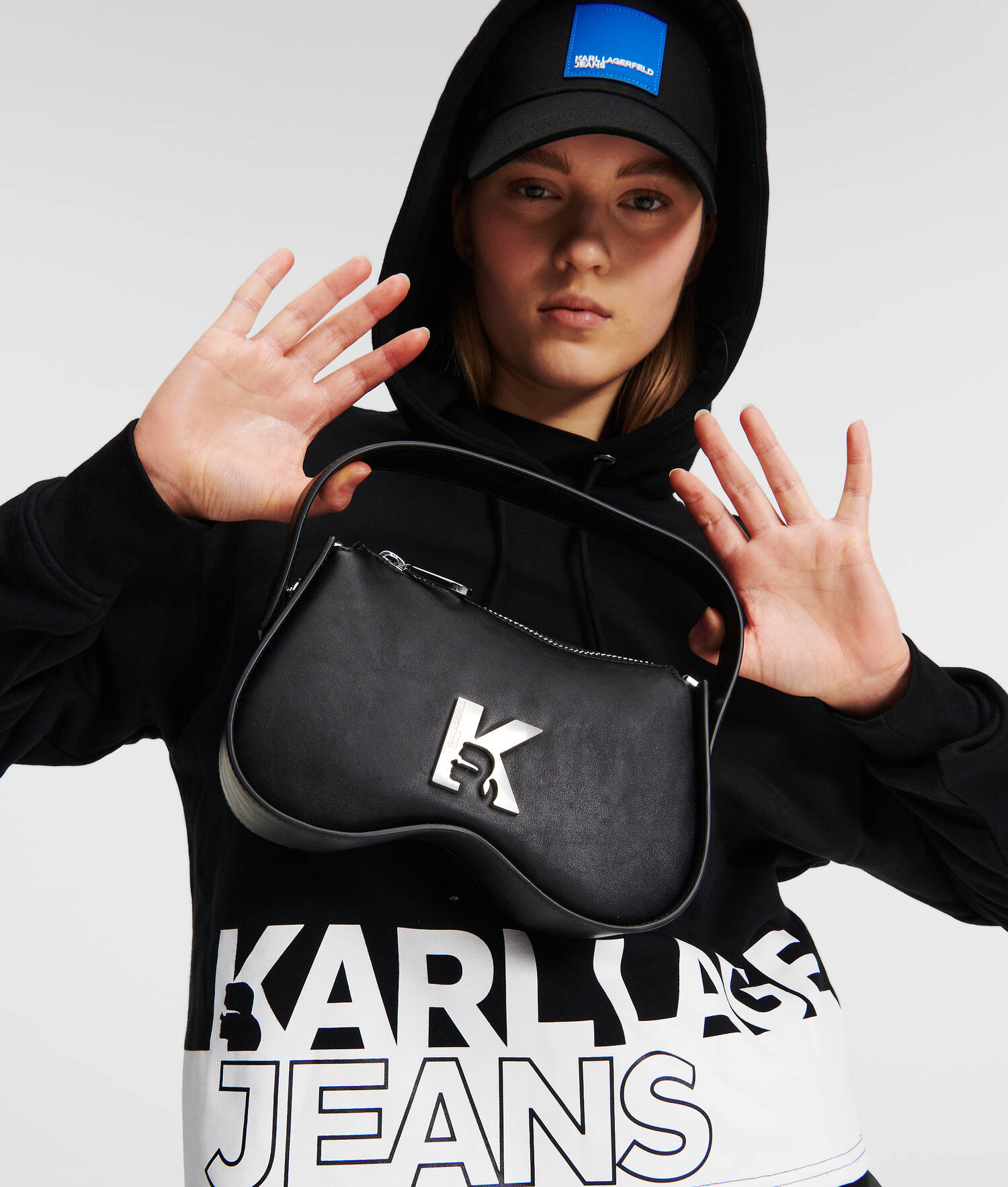 SAC BANDOULIÈRE EN FORME DE LUNETTES DE SOLEIL AVEC ANSE SUPÉRIEURE KLJ