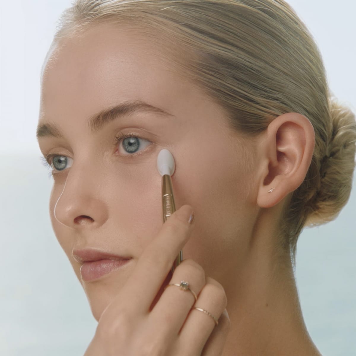 ESTEE LAUDER Re-Nutriv Ultimate Diamond Sérum Yeux Révélateur d'Énergie