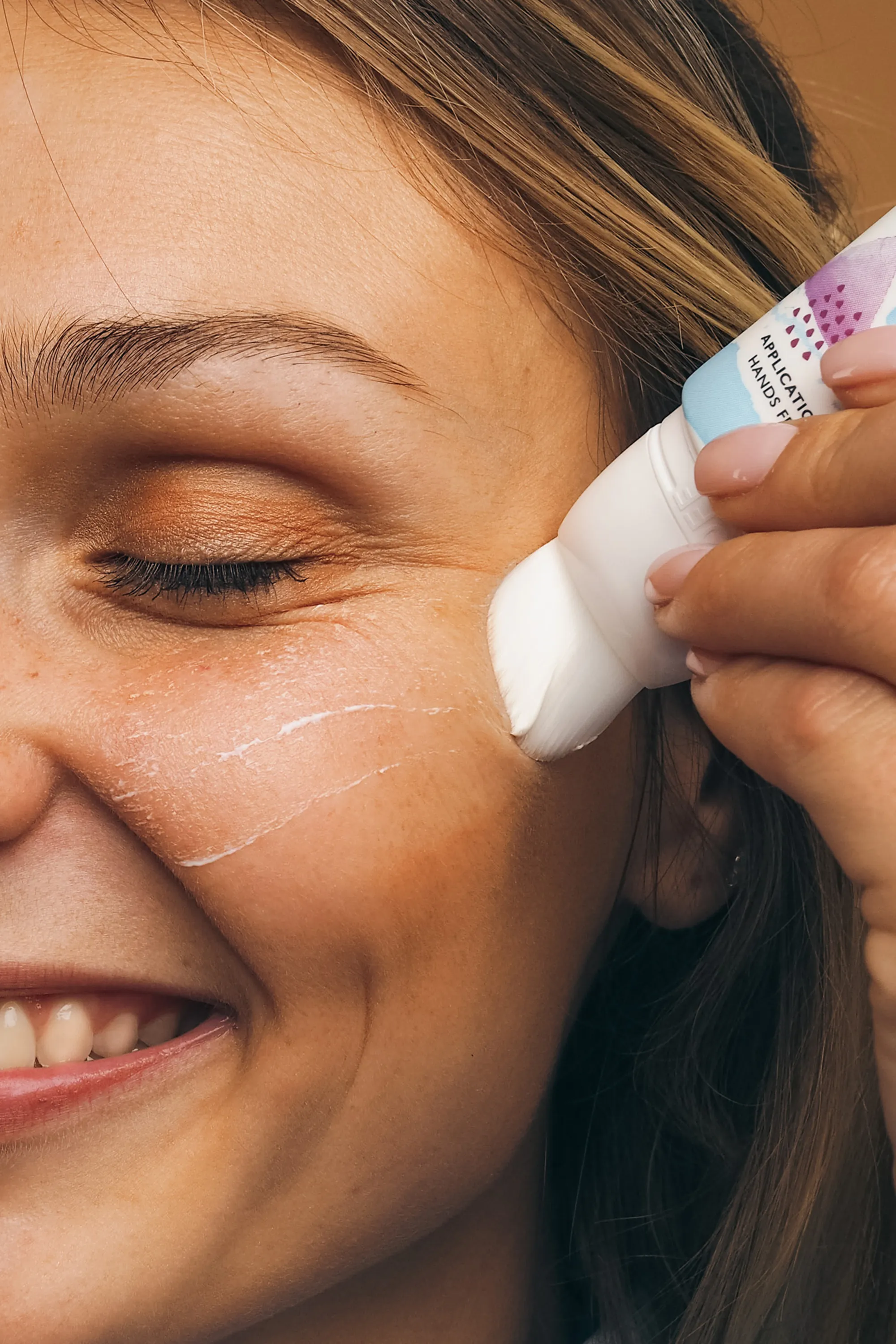 MIMITIKA Soin visage solaire SPF50 format pinceau idéal ski-40 ml