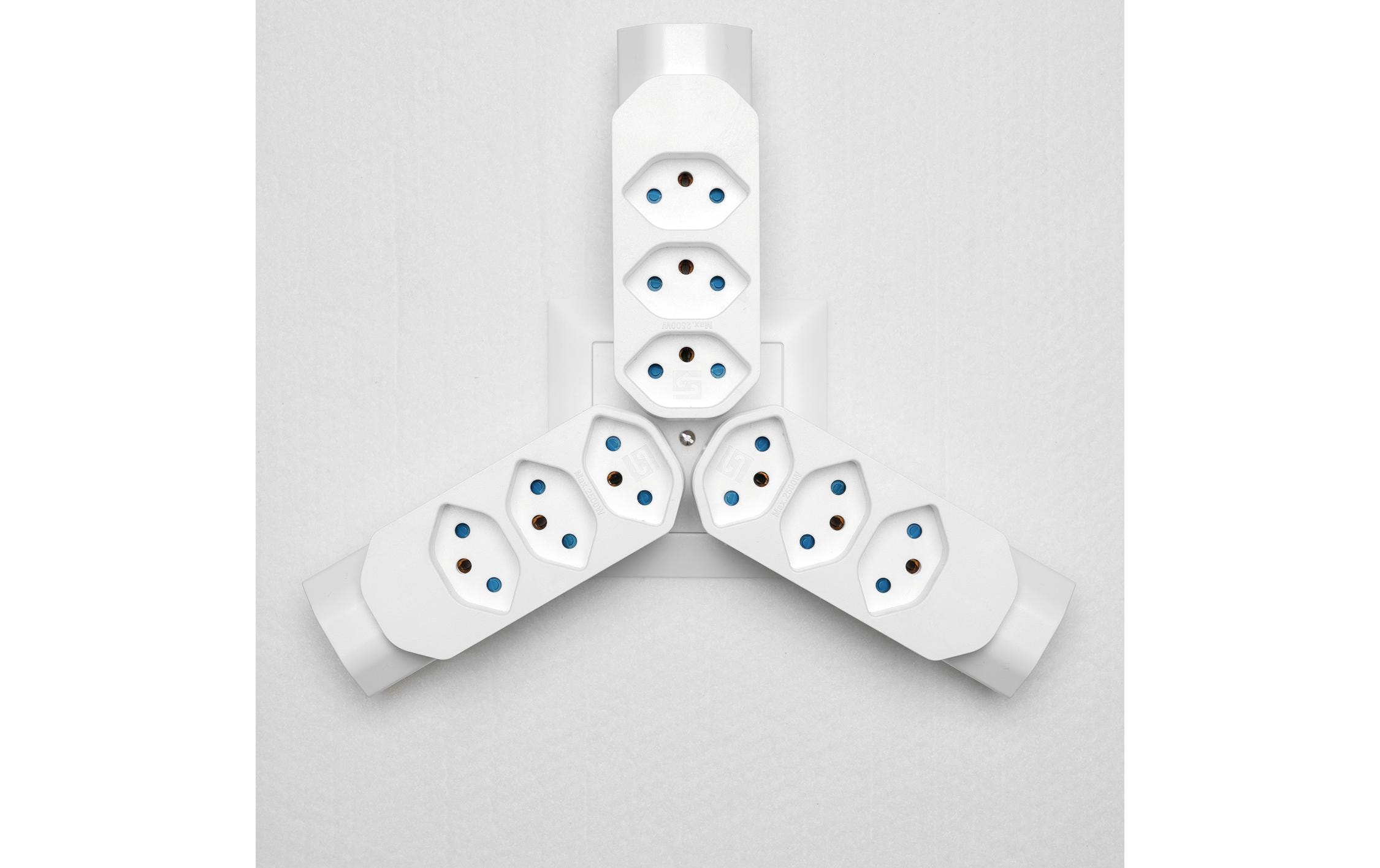 Manta Mehrfachadapter 4xT13 (1x unten) drehbar 4Mehrfachadapter LINE 3xT13 + 1xT13 drehbar 320° weiss