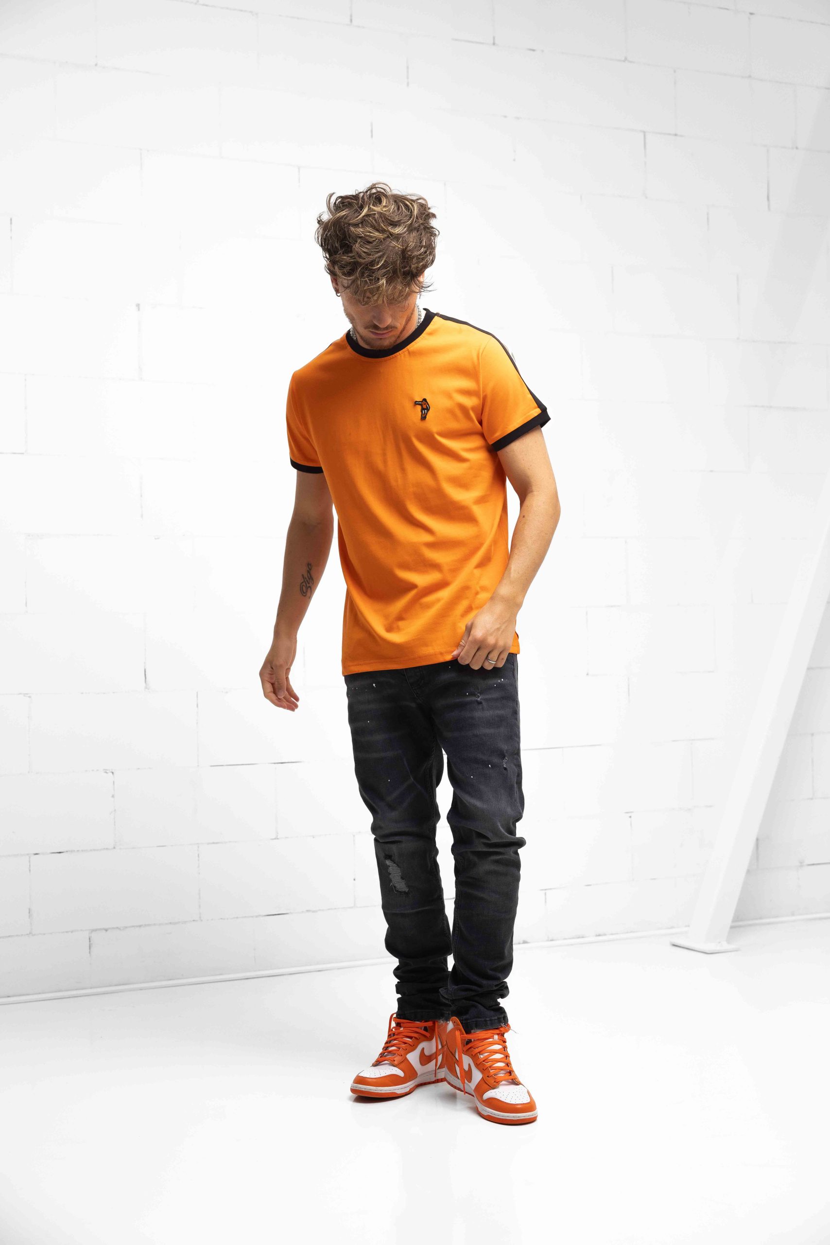 Cruyff Dos Rayas Ringer T-Shirt Heren Oranje