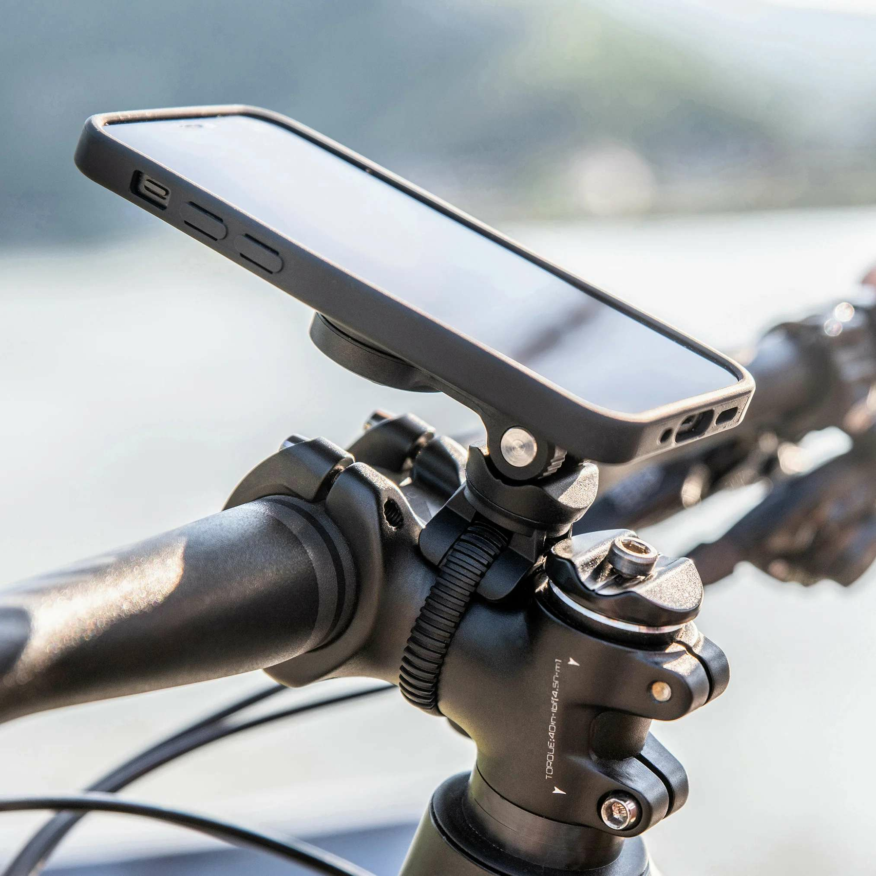 SP Connect Bike Bundle II iPhone 13 Pro Max Telefoonhoes + Regenhoes + Telefoonhouder