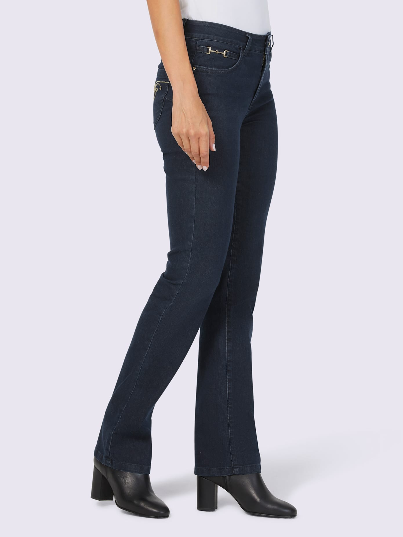 Jean push-up qualité coton doux sur la peau