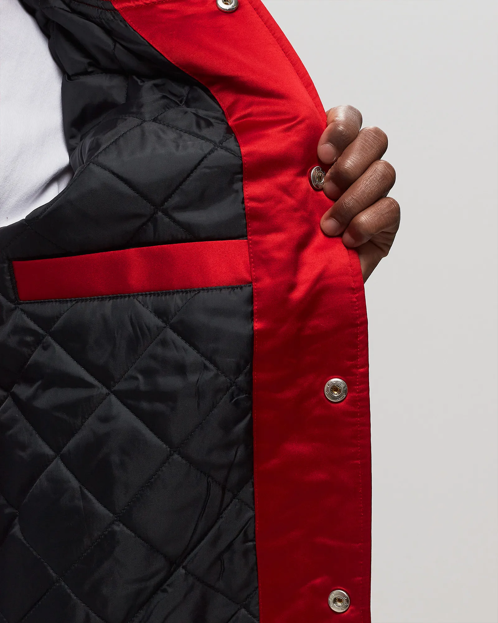 Mitchell & Ness NBA HEAVYWEIGHT SATIN JACKET CHICAGO BULLS