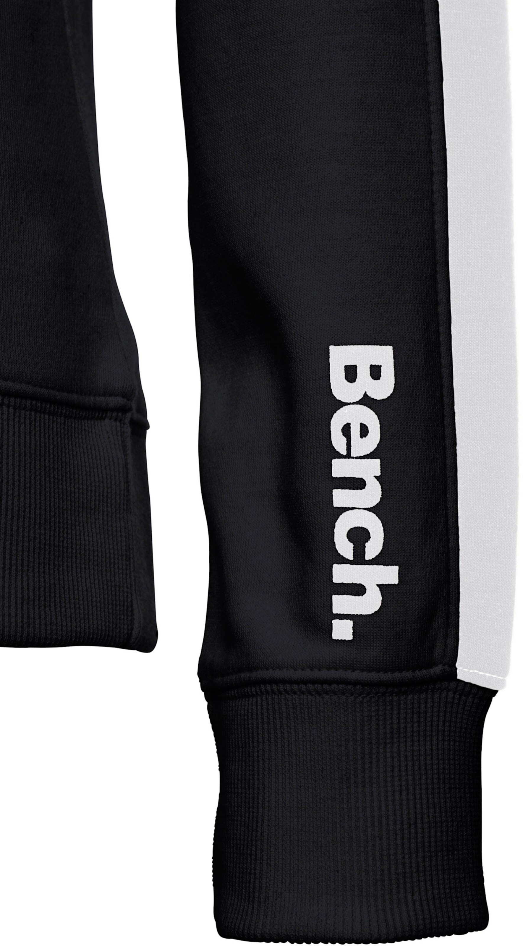 Sweatjacke in schwarz-weiß