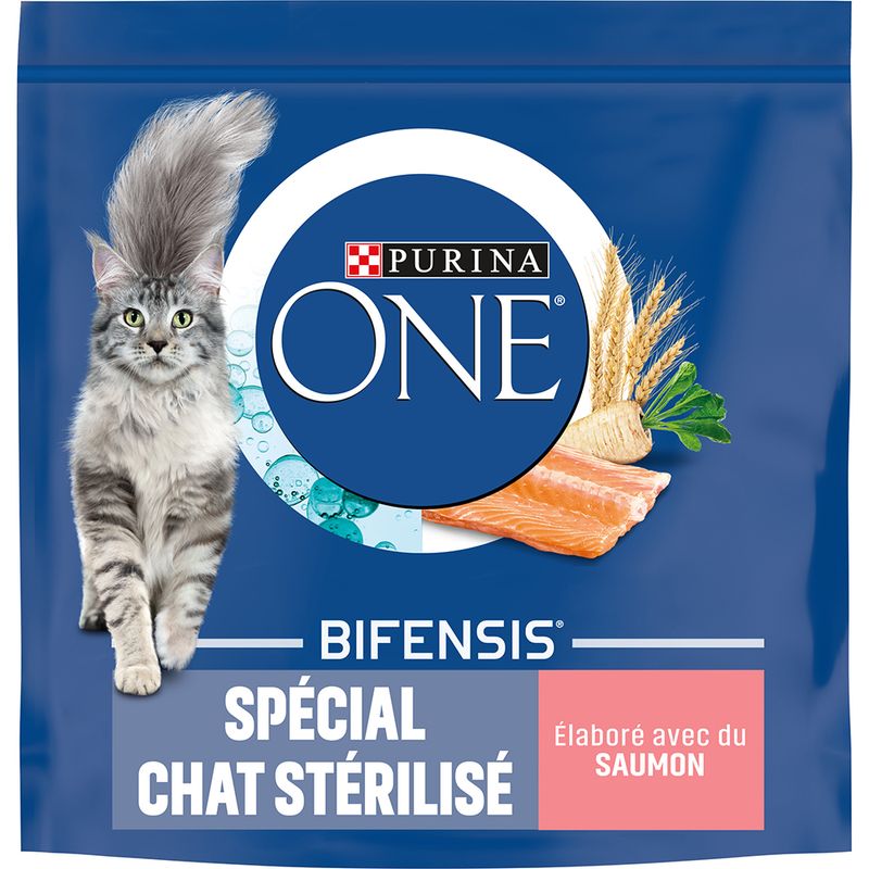 PURINA ONE Stérilisé au saumon