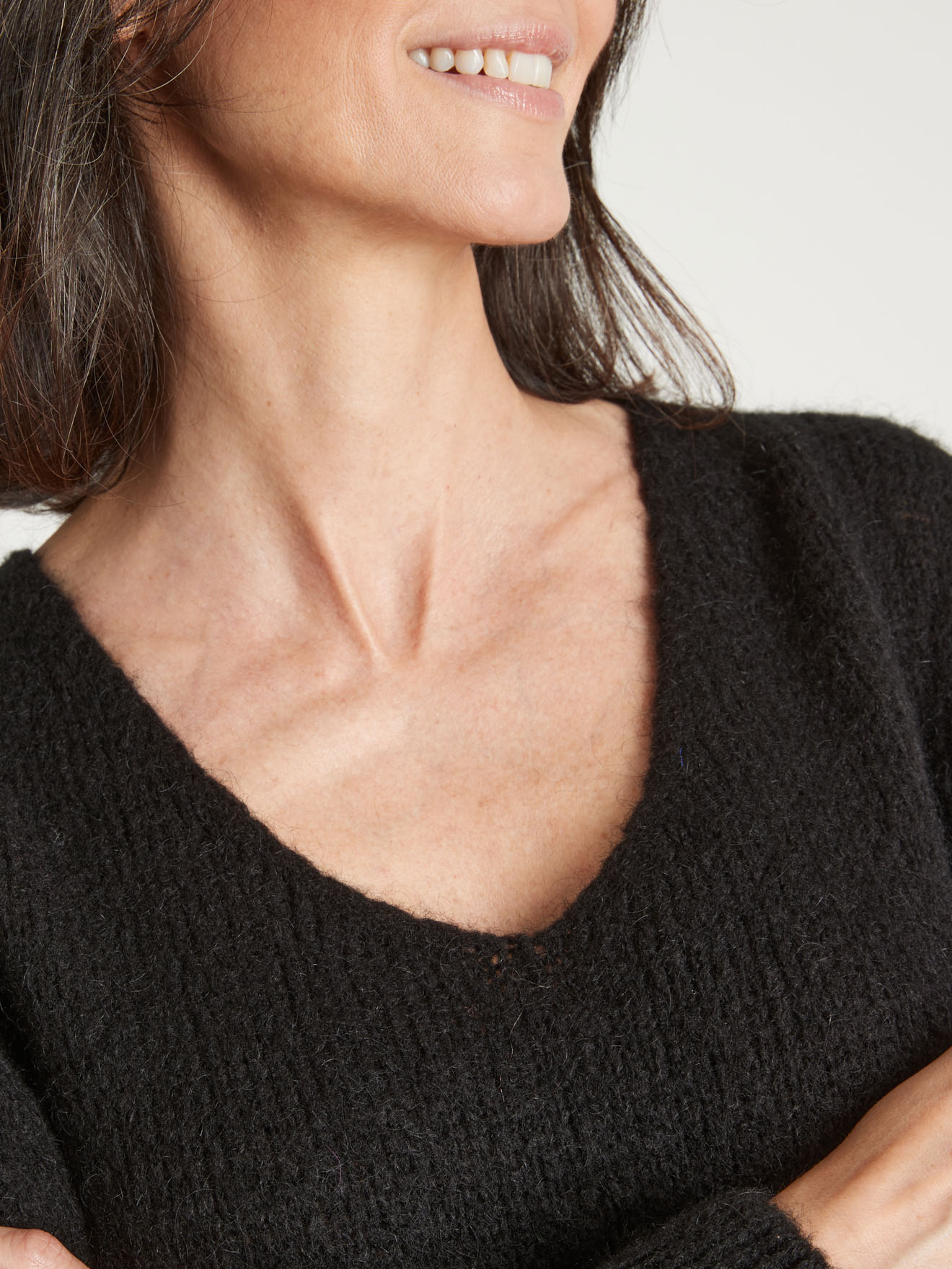 Pull col V avec mohair et laine