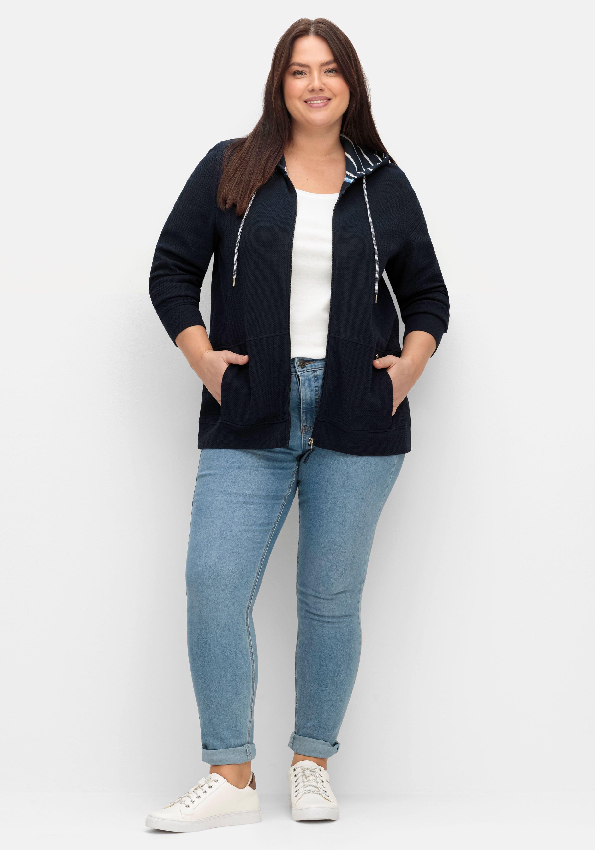 Sweatjacke mit Kapuze, aus  Waffelpiqué