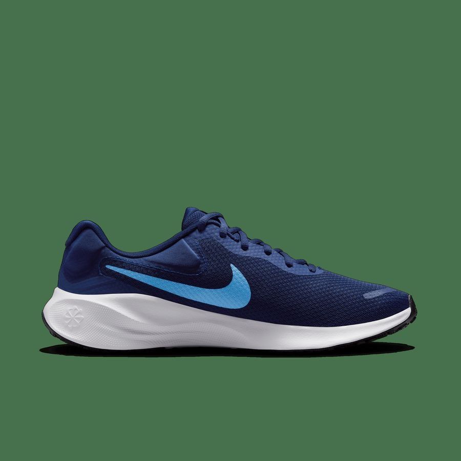 Nike Revolution 7