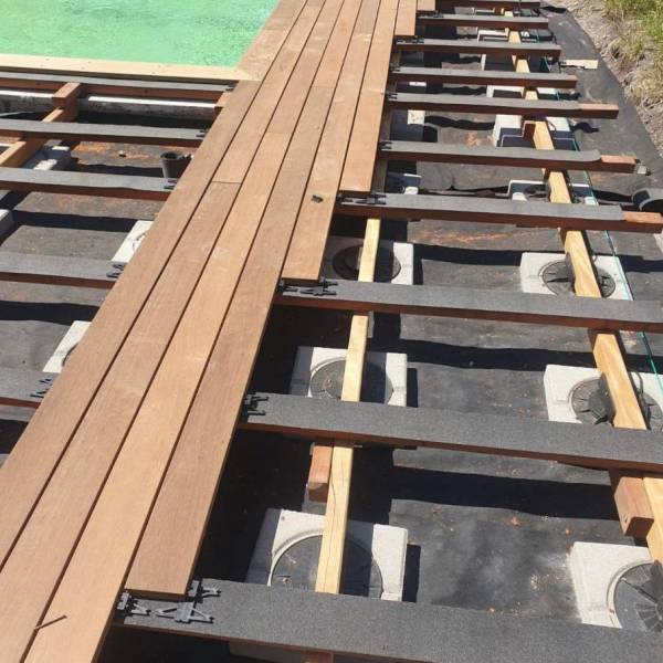 Lame de terrasse itauba 21*100*1850mm ou 1m85 gamme cap ferret très durable classe 5