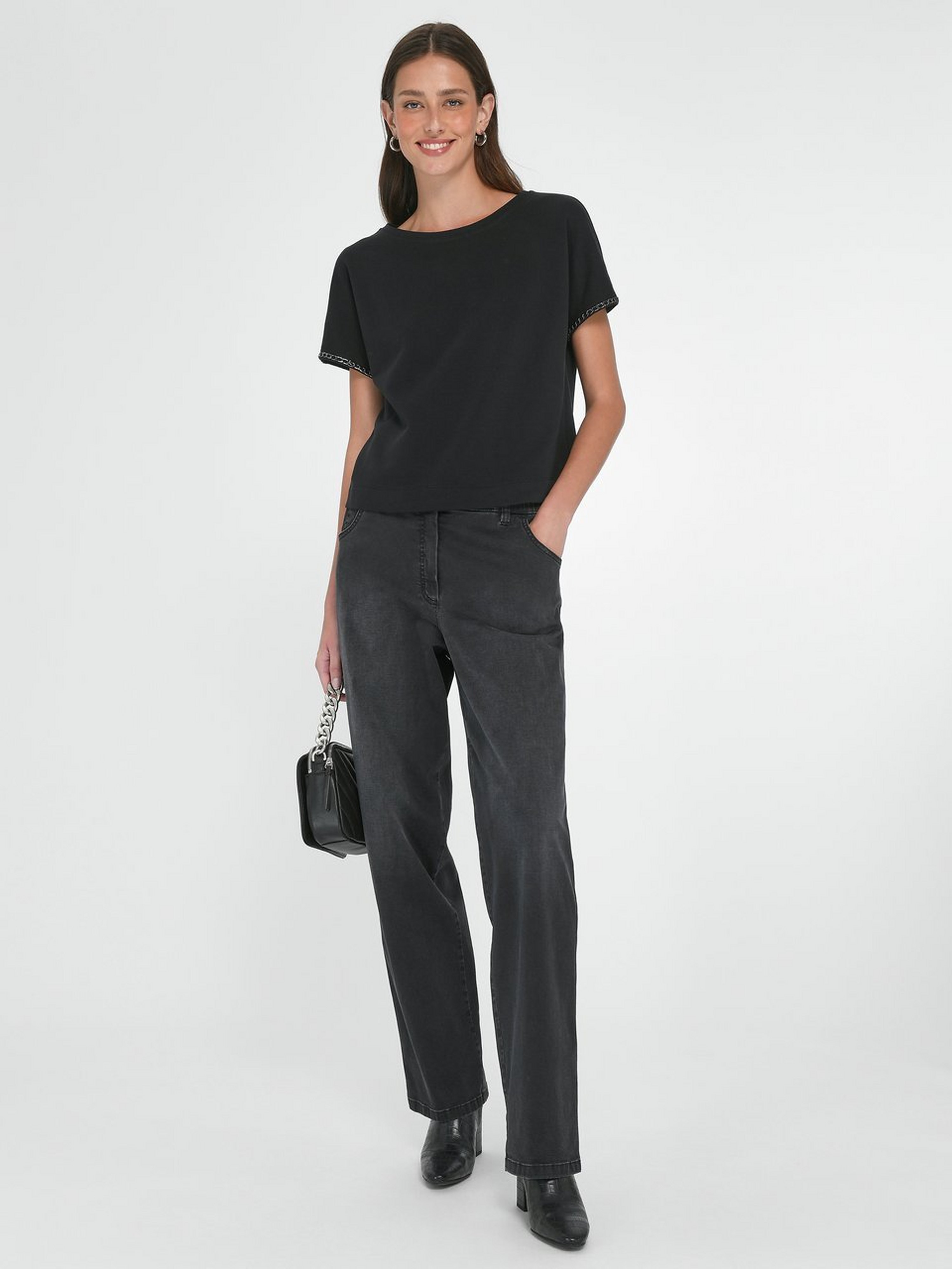 Shirt mit U-Boot-Ausschnitt