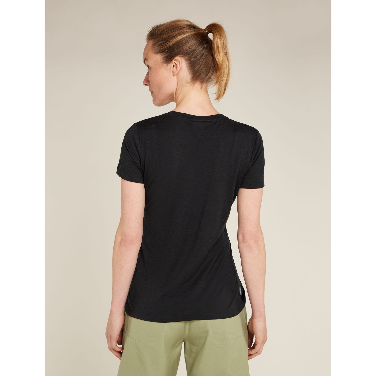 IcebreakerWomen Merino 150 Tech Lite SS Scoop Tee Icebreaker Logo Reflections