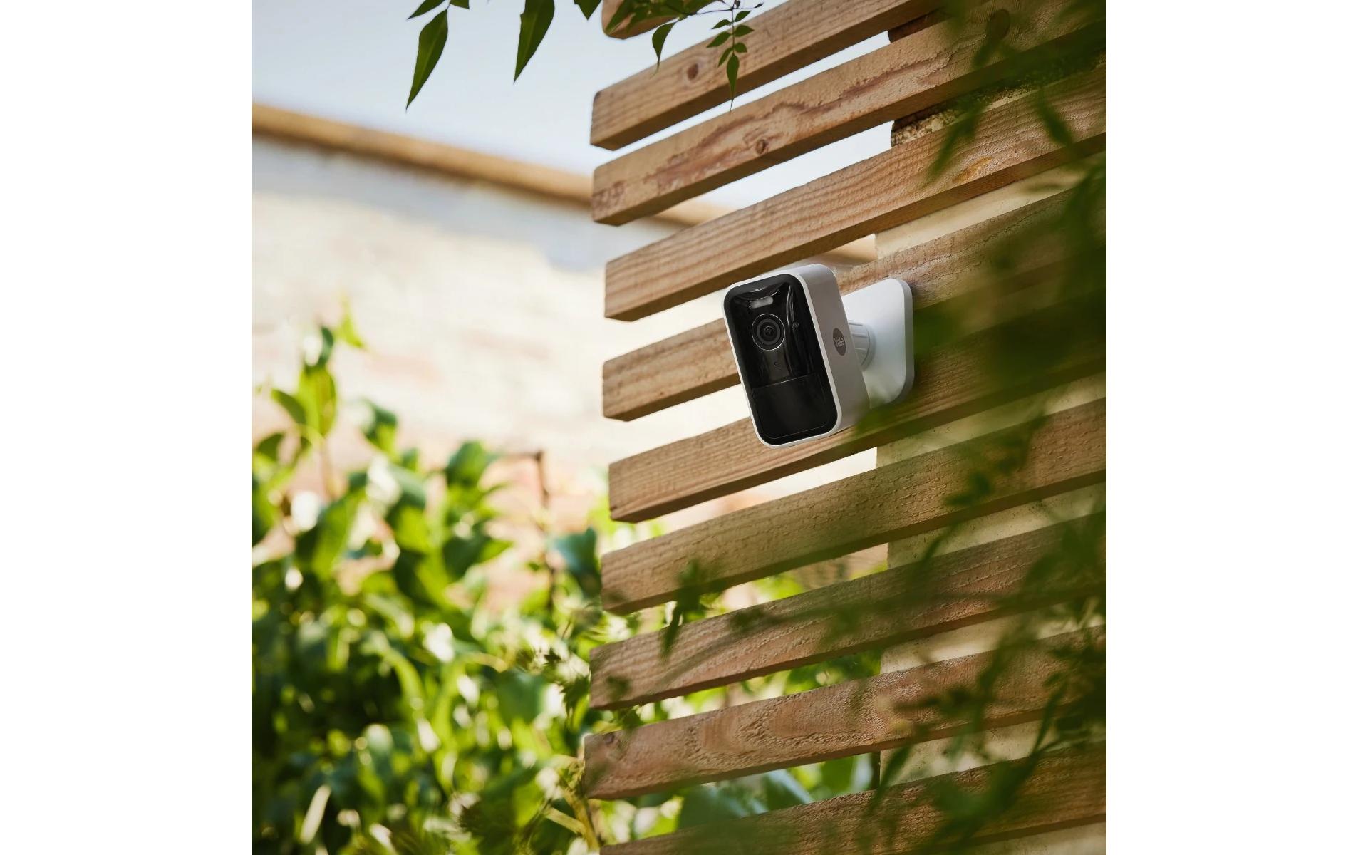 Smart Outdoor Camera und Solar Charger Starter-Set<br>Kabellose WLAN-Aussen-Kamera mit Akku und Solarpanel