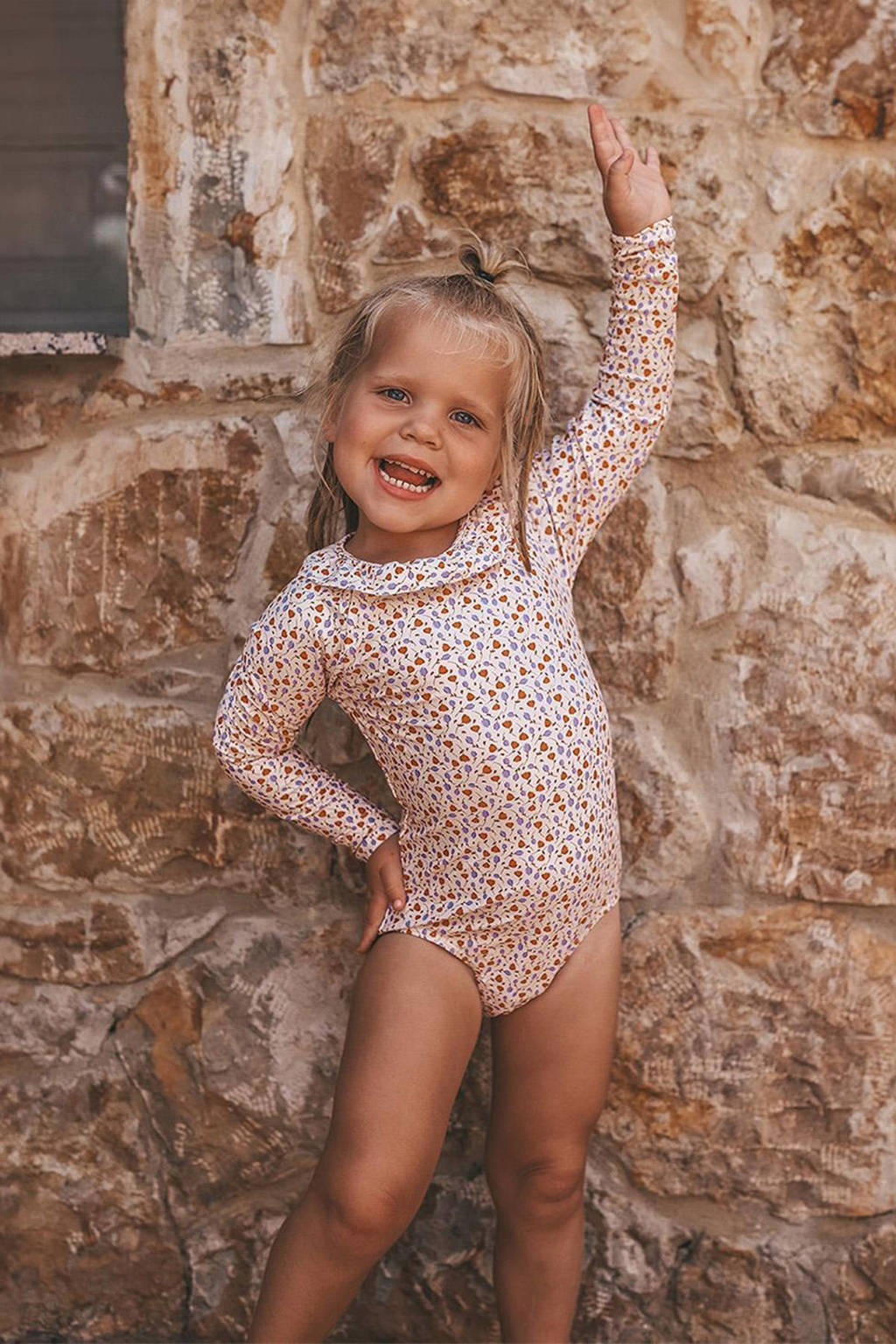 schattig zwempakjeUV badpak Saba lila/oranje