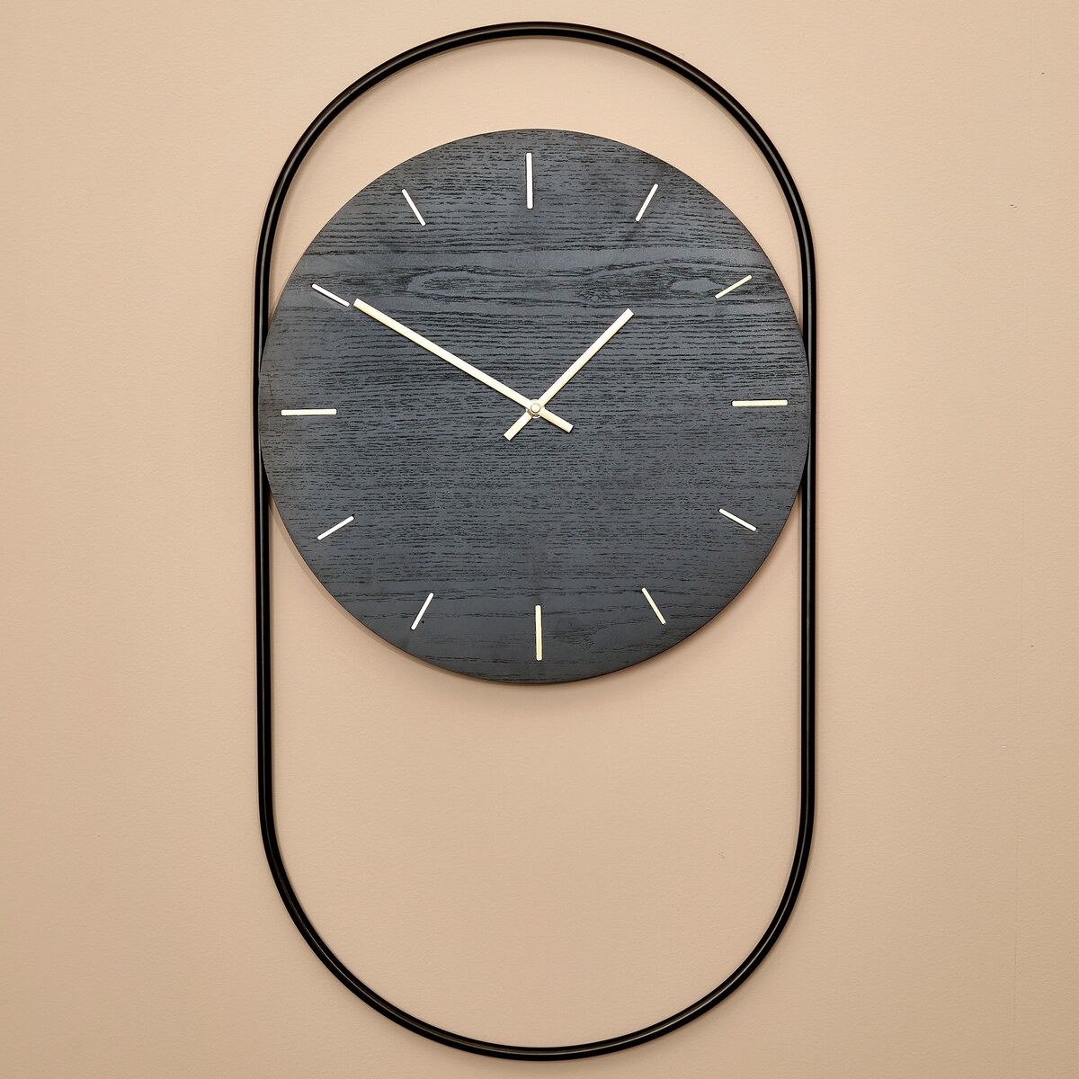 A-Wall klokke svart/metall