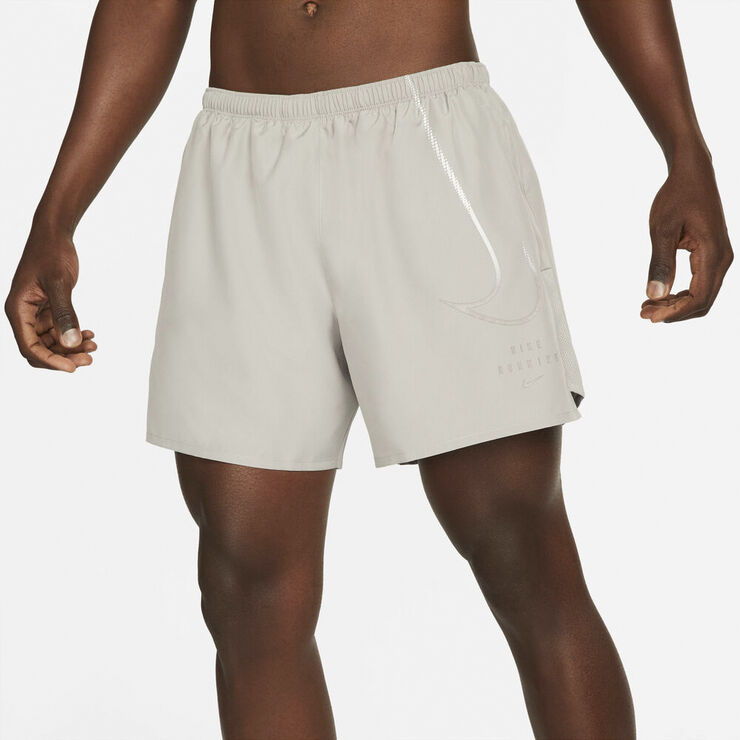 Nike Dri Fit Run Division Challenger 5
