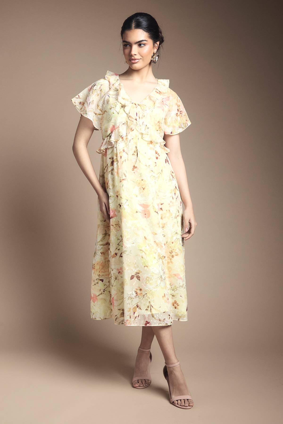 Wallis Robe Maxi Florale à Volants avec Nœud Devant