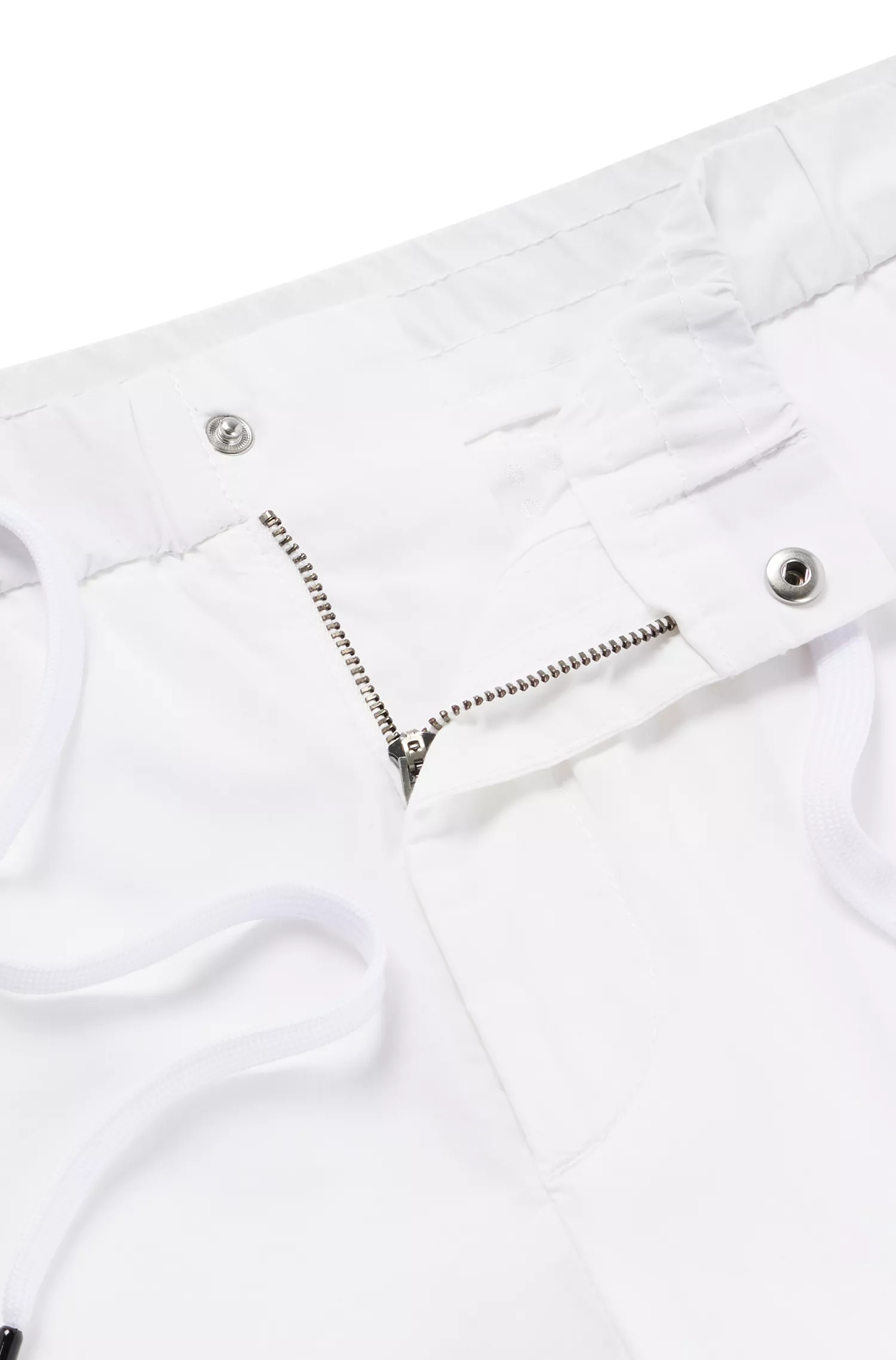 Shorts BOSS pretos de corte relaxado em algodão elástico com toque de papel.