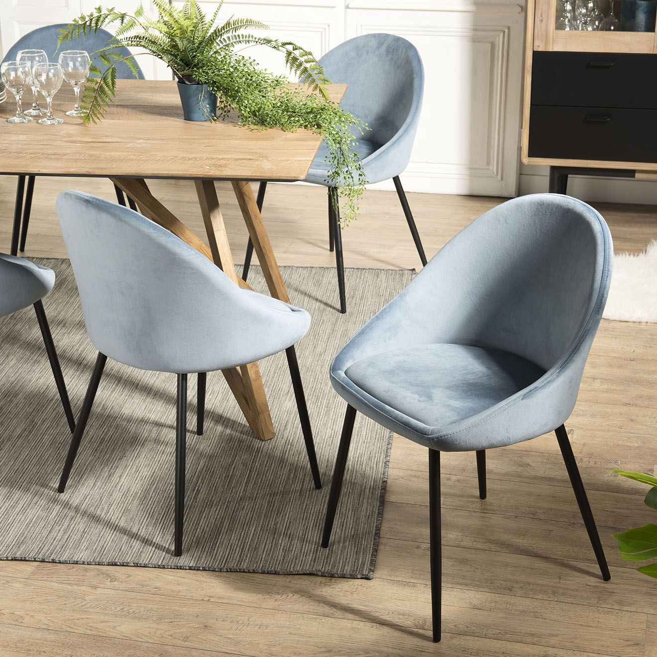 Macabane 2 Chaises Augustin en Velours bleues - 53x51x78 cm