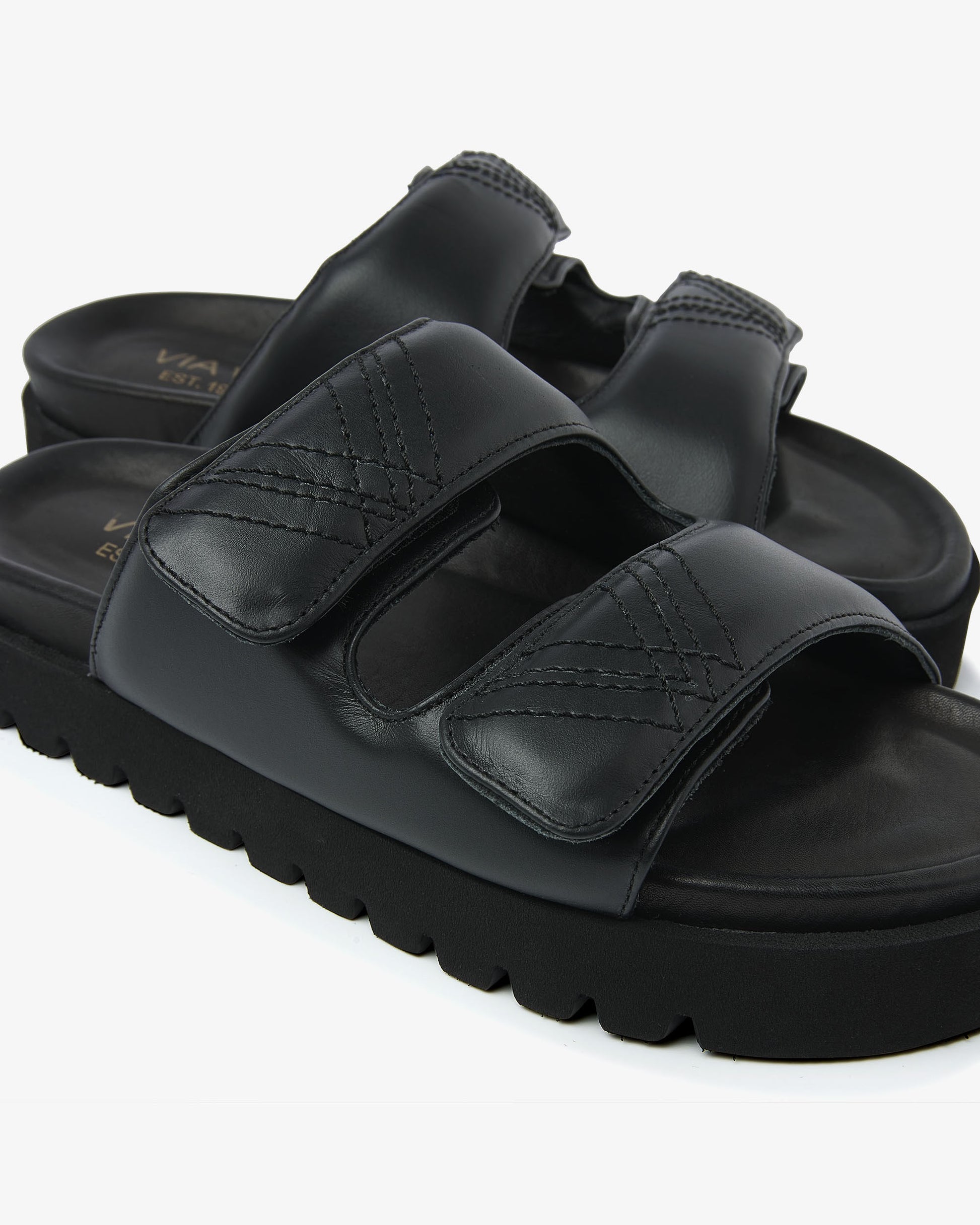 VIA VAI zwarte slippers Rae Lidia