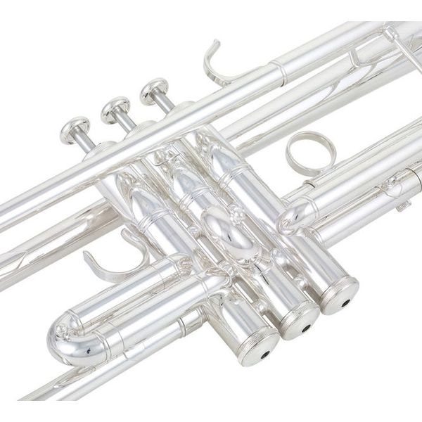 Yamaha YTR-8345GS 04 Trumpet